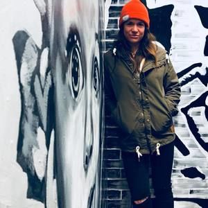 Meet your Posher, Lucy